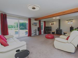 Photo 7- click for photo gallery